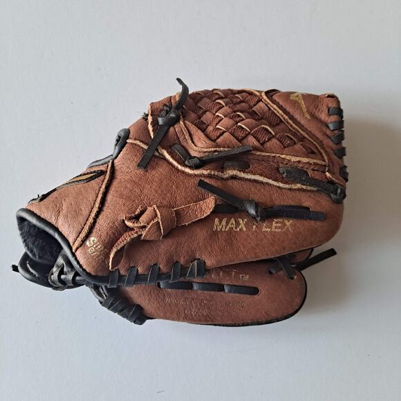 Mizuno 10" Series Baseball Gloves Innovative Power Close Technology in Brown - Picture 12 of 13